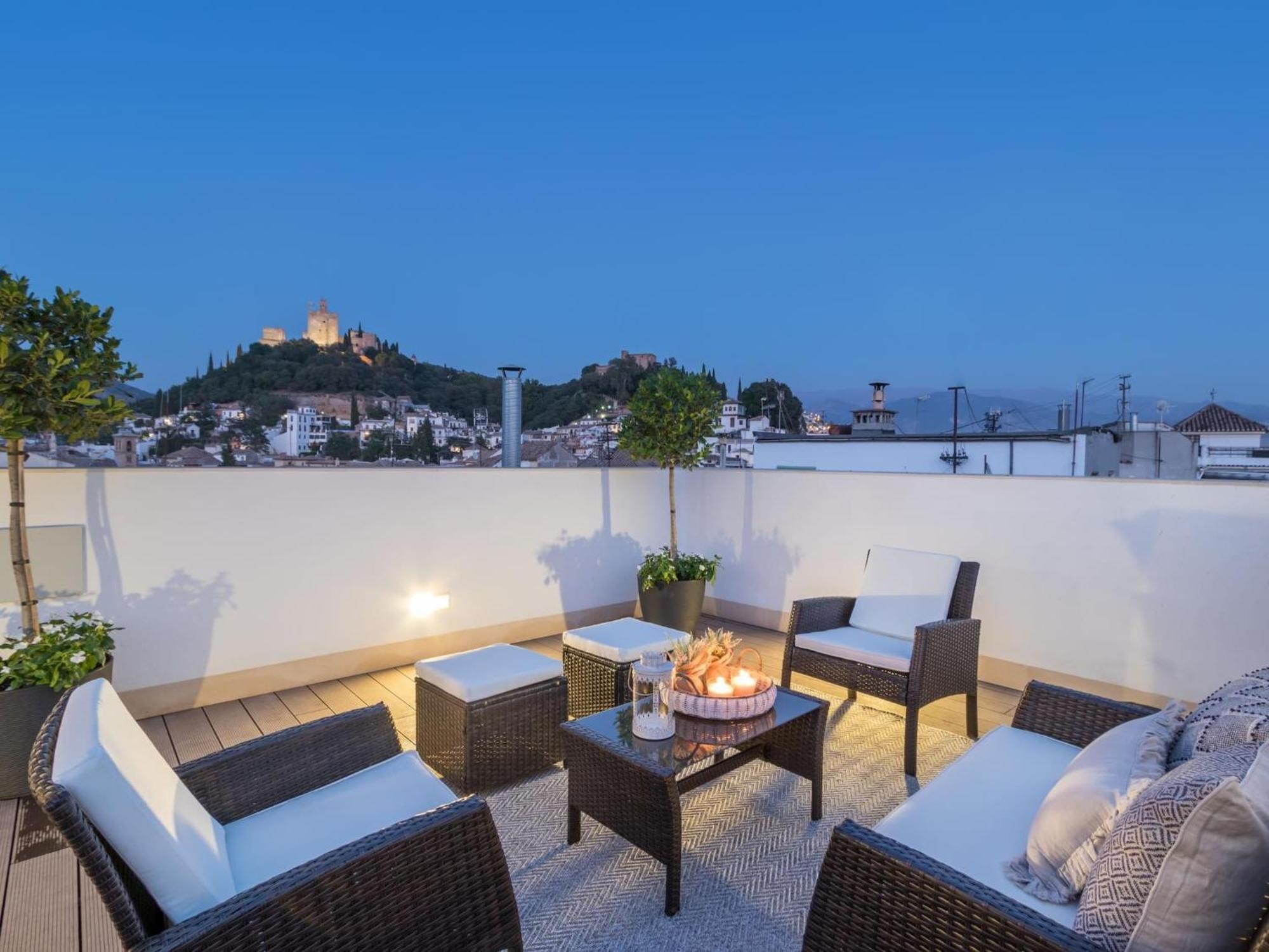 Luxury Plaza Nueva Retreat Panoramic Terrace *